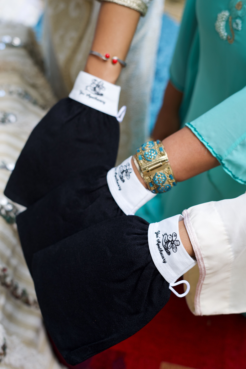 Three different models’ hands are inside three Kessa gloves